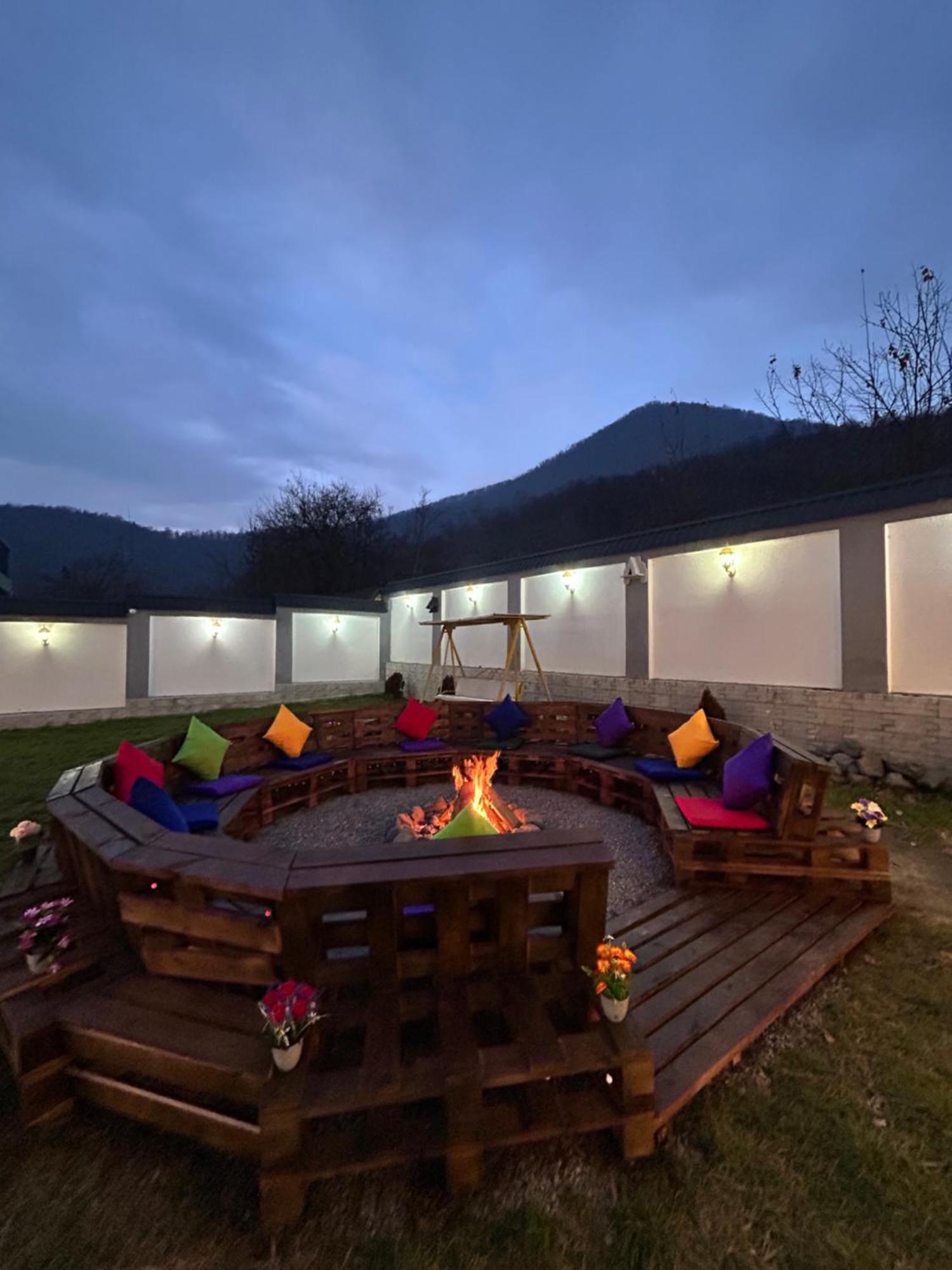 Qafqaz Mountside Chalet Gabala Exterior photo